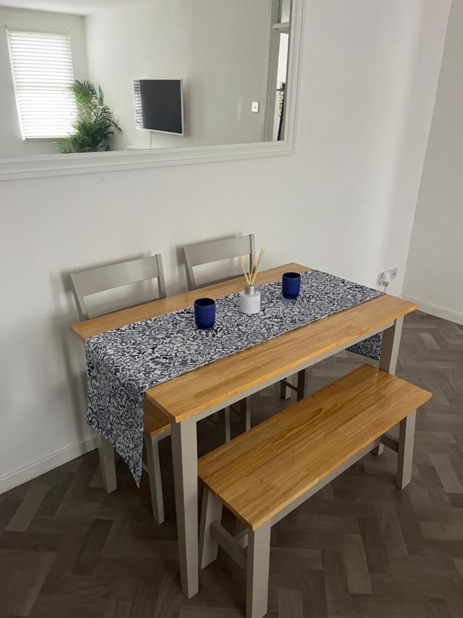 Apartment Warwick Town Centre *